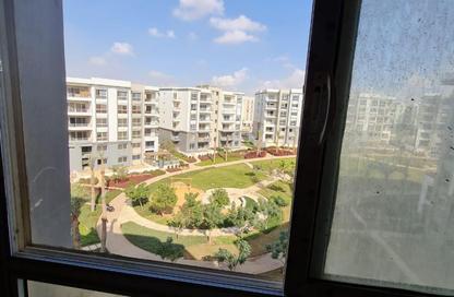 Apartment - 3 Bedrooms - 3 Bathrooms for sale in Hyde Park - New Cairo City - Cairo