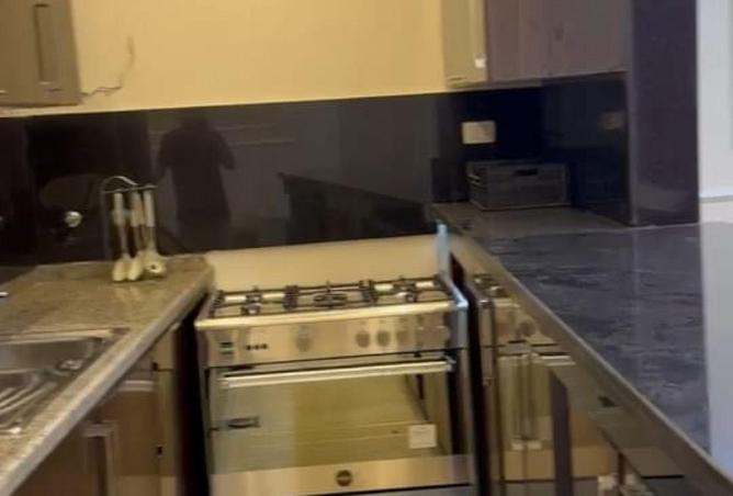 80273918 - Property Image 3