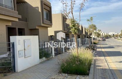 Townhouse - 3 Bedrooms - 4 Bathrooms for sale in Palm Hills New Cairo - 5th Settlement Compounds - The 5th Settlement - New Cairo City - Cairo