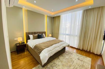 Apartment - 2 Bedrooms - 2 Bathrooms for sale in Palm Hills Village Gate - South Investors Area - New Cairo City - Cairo
