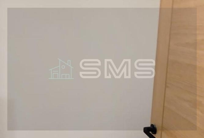 70105867 - صورة العقار 3