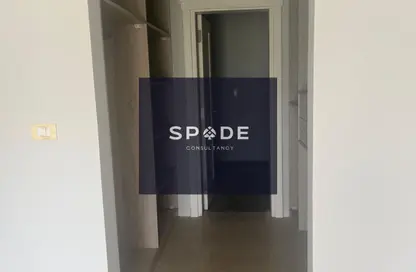 Apartment - 3 Bedrooms - 3 Bathrooms for sale in Eastown - 5th Settlement Compounds - The 5th Settlement - New Cairo City - Cairo