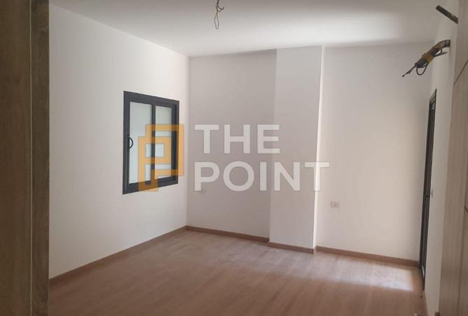 8609680 - Property Image 3