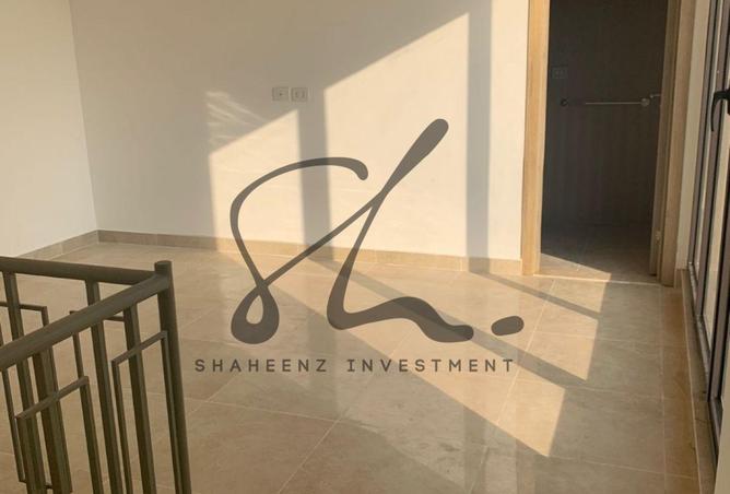 8571609 - Property Image 2