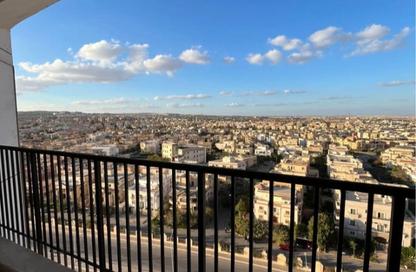Apartment - 3 Bedrooms - 3 Bathrooms for sale in Royal City - Sheikh Zayed Compounds - Sheikh Zayed City - Giza