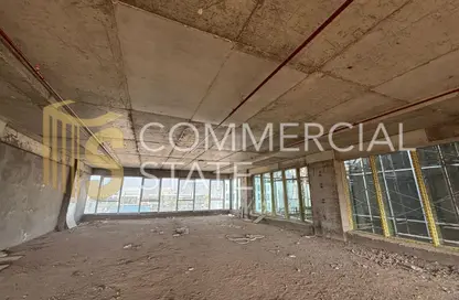 طابق كامل - استوديو للبيع في شارع التسعين الجنوبي - التجمع الخامس - مدينة القاهرة الجديدة - القاهرة