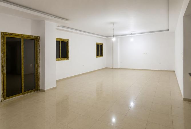 102629480 - Property Main Image