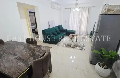 شقة - 2 غرف نوم - 1 حمام للايجار في B12 - مدينتي - القاهرة