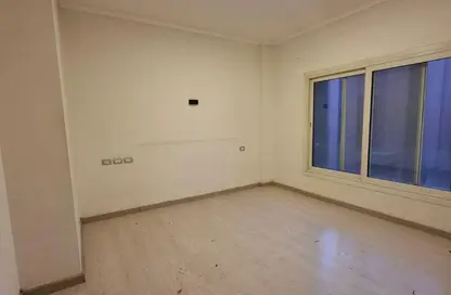 Apartment - 2 Bedrooms - 2 Bathrooms for rent in The Village - South Investors Area - New Cairo City - Cairo