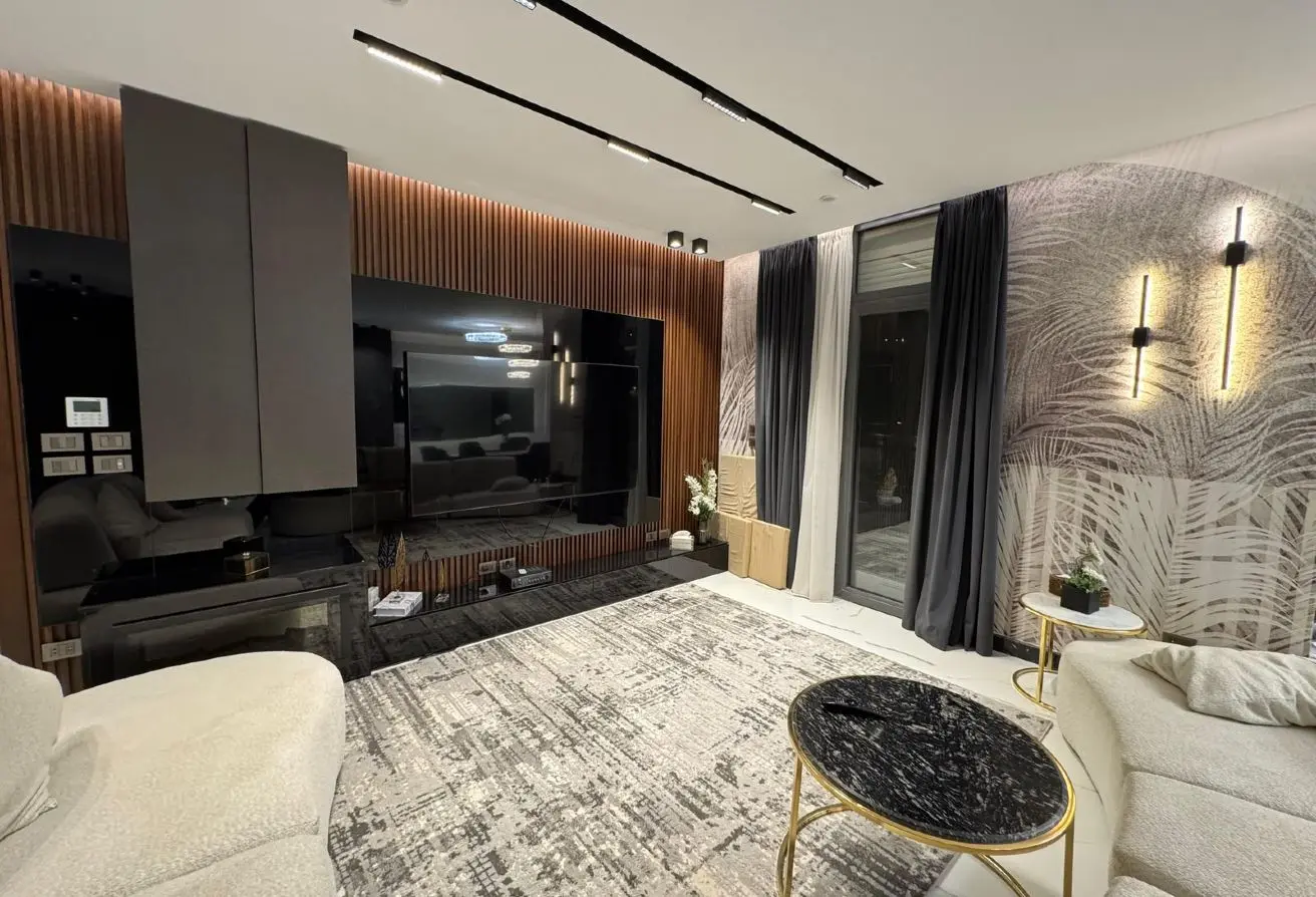 112975400 - Property Main Image