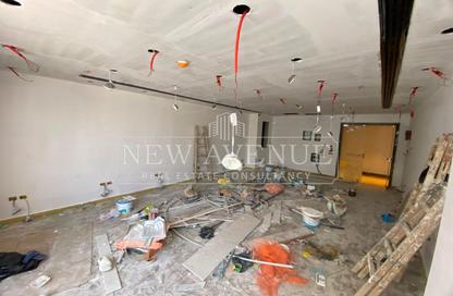 Office Space - Studio - 1 for sale in Hyde Park Business District Mall - South Teseen St. - The 5th Settlement - New Cairo City - Cairo