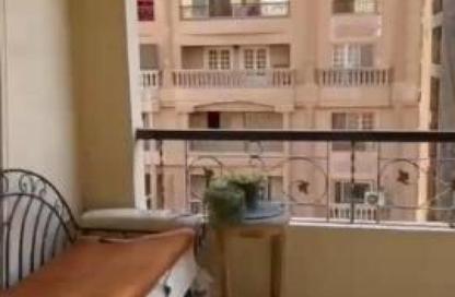 شقة - 4 غرف نوم - 2 حمامات للبيع في شارع عصام بحر - المنطقة العاشرة - مدينة نصر - القاهرة