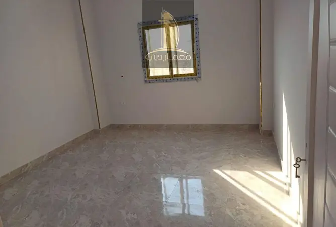 100921853 - Property Image 2