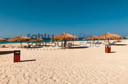 دوبلكس - 3 غرف نوم - 3 حمامات للبيع في جايا - راس الحكمة - الساحل الشمالي