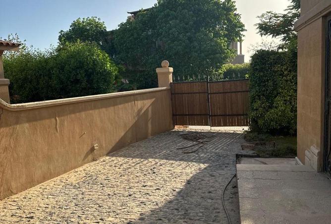 8584812 - Property Image 3