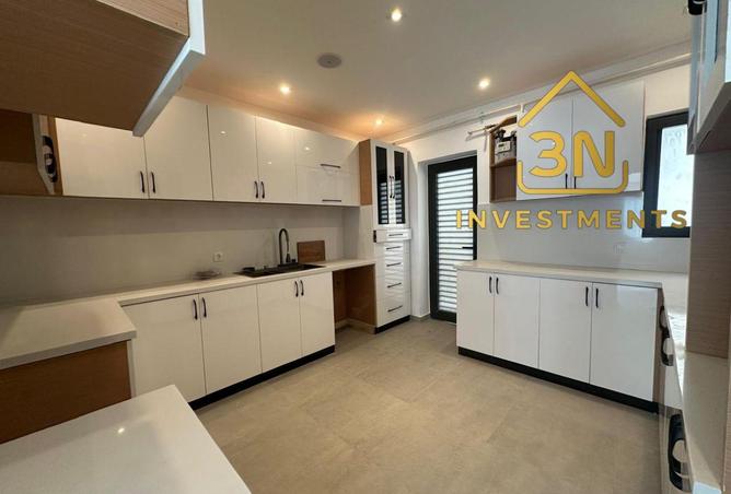 70363116 - Property Image 3