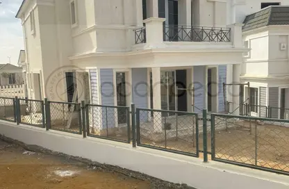 Villa - 3 Bedrooms - 3 Bathrooms for sale in Mountain View iCity - 5th Settlement Compounds - The 5th Settlement - New Cairo City - Cairo