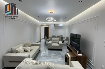 شقة - 2 غرف نوم - 2 حمامات للايجار في جاليريا  مون فالى - المستثمرين الجنوبية - مدينة القاهرة الجديدة - القاهرة