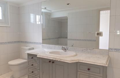 Apartment - 3 Bedrooms - 3 Bathrooms for rent in Mohamed Mazhar St. - Zamalek - Cairo