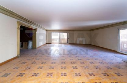 Apartment - 4 Bedrooms - 4 Bathrooms for sale in Smouha - Hay Sharq - Alexandria