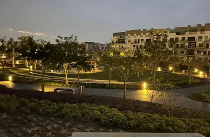 Apartment - 3 Bedrooms - 3 Bathrooms for sale in Eastown - 5th Settlement Compounds - The 5th Settlement - New Cairo City - Cairo