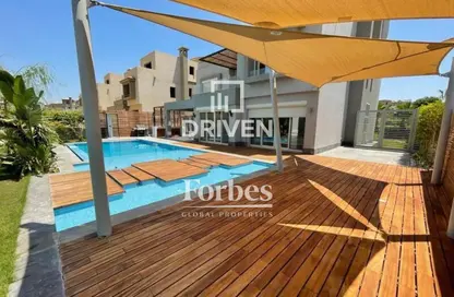 فيلا - 6 غرف نوم - 6 حمامات للبيع في بالم هيلز جولف اكستينشن - طريق الواحات - مدينة 6 أكتوبر - الجيزة