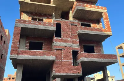 شقة - 3 غرف نوم - 2 حمامات للبيع في شارع النوادي - حدائق اكتوبر - مدينة 6 أكتوبر - الجيزة