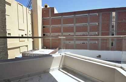 Apartment - 1 Bedroom - 1 Bathroom for sale in Hurghada Resorts - Hurghada - Red Sea