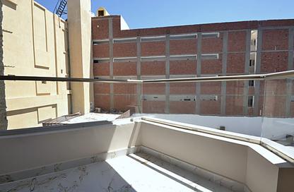 Apartment - 1 Bedroom - 1 Bathroom for sale in Hurghada Resorts - Hurghada - Red Sea