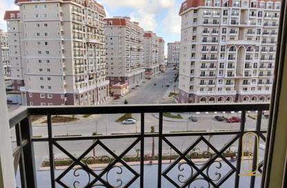 شقة - 3 غرف نوم - 3 حمامات للايجار في في صوارى - ووترفرونت - صوارى - كمبوندات الاسكندرية - الاسكندرية