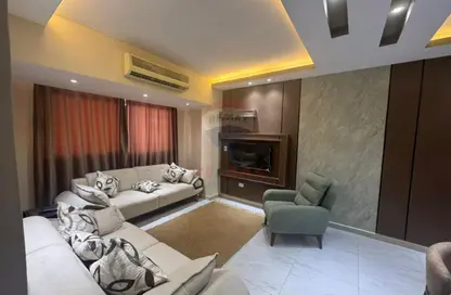 شقة - 3 غرف نوم - 2 حمامات للايجار في روضة زايد - الحي الثاني عشر - الشيخ زايد - الجيزة