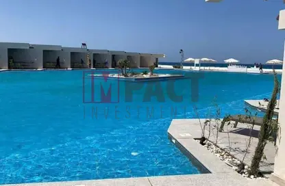 Chalet - 2 Bedrooms - 3 Bathrooms for sale in Direction White - Ras Al Hekma - North Coast