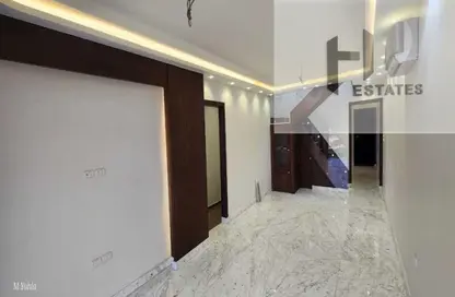 (بنتهاوس  (روف - 3 غرف نوم - 2 حمامات للايجار في ميدتاون - المستثمرين الجنوبية - مدينة القاهرة الجديدة - القاهرة