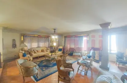 Apartment - 3 Bedrooms - 3 Bathrooms for sale in Saba Basha - Hay Sharq - Alexandria