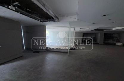 Retail - Studio - 1 for rent in Cornish El Nile St. - Maadi - Hay El Maadi - Cairo