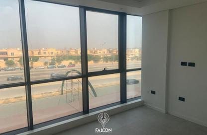 Clinic - Studio - 1 Bathroom for sale in Three Sixty - 5th Settlement Compounds - The 5th Settlement - New Cairo City - Cairo Clinic - Studio - 1 Bathroom for sale in Three Sixty - 5th Settlement Compounds - The 5th Settlement - New Cairo City - Cairo