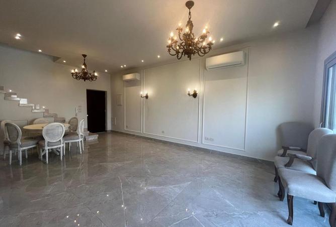 57242011 - Property Image 2