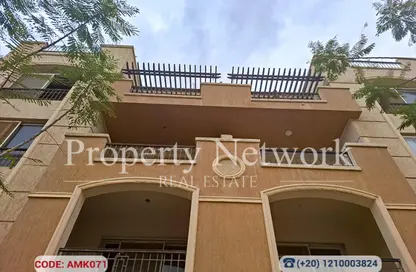 Apartment - 4 Bedrooms - 3 Bathrooms for sale in Stone Residence - 5th Settlement Compounds - The 5th Settlement - New Cairo City - Cairo
