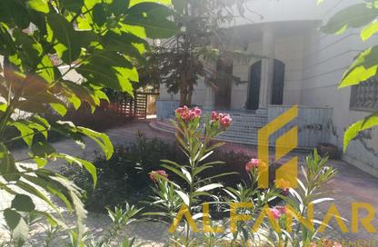 Villa - 7 Bedrooms - 4 Bathrooms for sale in Al Narges 3 - Al Narges - New Cairo City - Cairo