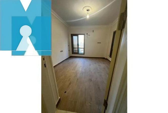 63880582 - Property Main Image