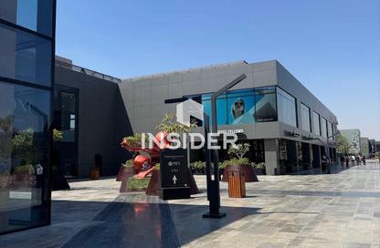 Office Space - Studio - 2 Bathrooms for sale in Eastown - 5th Settlement Compounds - The 5th Settlement - New Cairo City - Cairo Office Space - Studio - 2 Bathrooms for sale in Eastown - 5th Settlement Compounds - The 5th Settlement - New Cairo City - Cairo