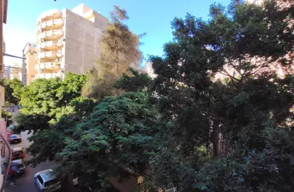 شقة - 3 غرف نوم - 2 حمامات للبيع في لوران - حي شرق - الاسكندرية