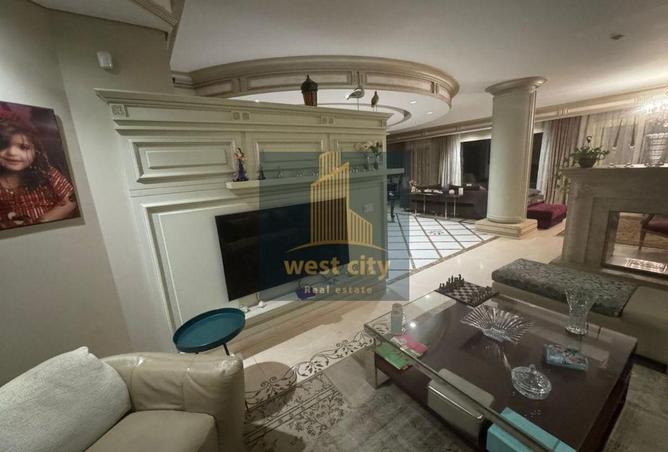 8652710 - Property Image 2