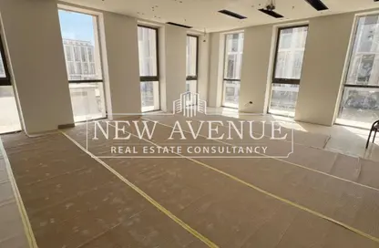 Office Space - Studio - 1 Bathroom for rent in Mivida - 5th Settlement Compounds - The 5th Settlement - New Cairo City - Cairo