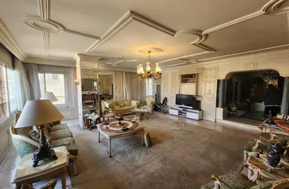 دوبلكس - 5 غرف نوم - 3 حمامات للبيع في شارع الليث بن سعد - ميدان الحجاز - النزهة - القاهرة