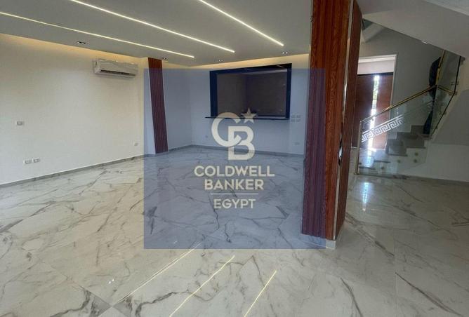 54490220 - Property Image 3