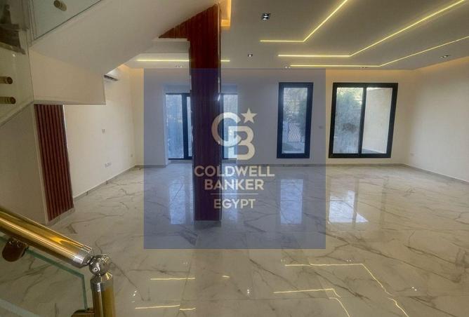 54490220 - Property Image 2