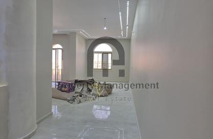 Apartment - 3 Bedrooms - 2 Bathrooms for rent in Doctor Ali Mosharafa St. - Al Narges 6 - Al Narges - New Cairo City - Cairo Apartment - 3 Bedrooms - 2 Bathrooms for rent in Doctor Ali Mosharafa St. - Al Narges 6 - Al Narges - New Cairo City - Cairo