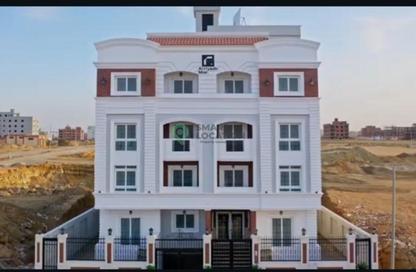 Apartment - 3 Bedrooms - 2 Bathrooms for sale in Bait Alwatan - The 5th Settlement - New Cairo City - Cairo