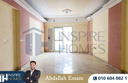 Apartment - 3 Bedrooms - 1 Bathroom for sale in El Mandara - Hay Than El Montazah - Alexandria